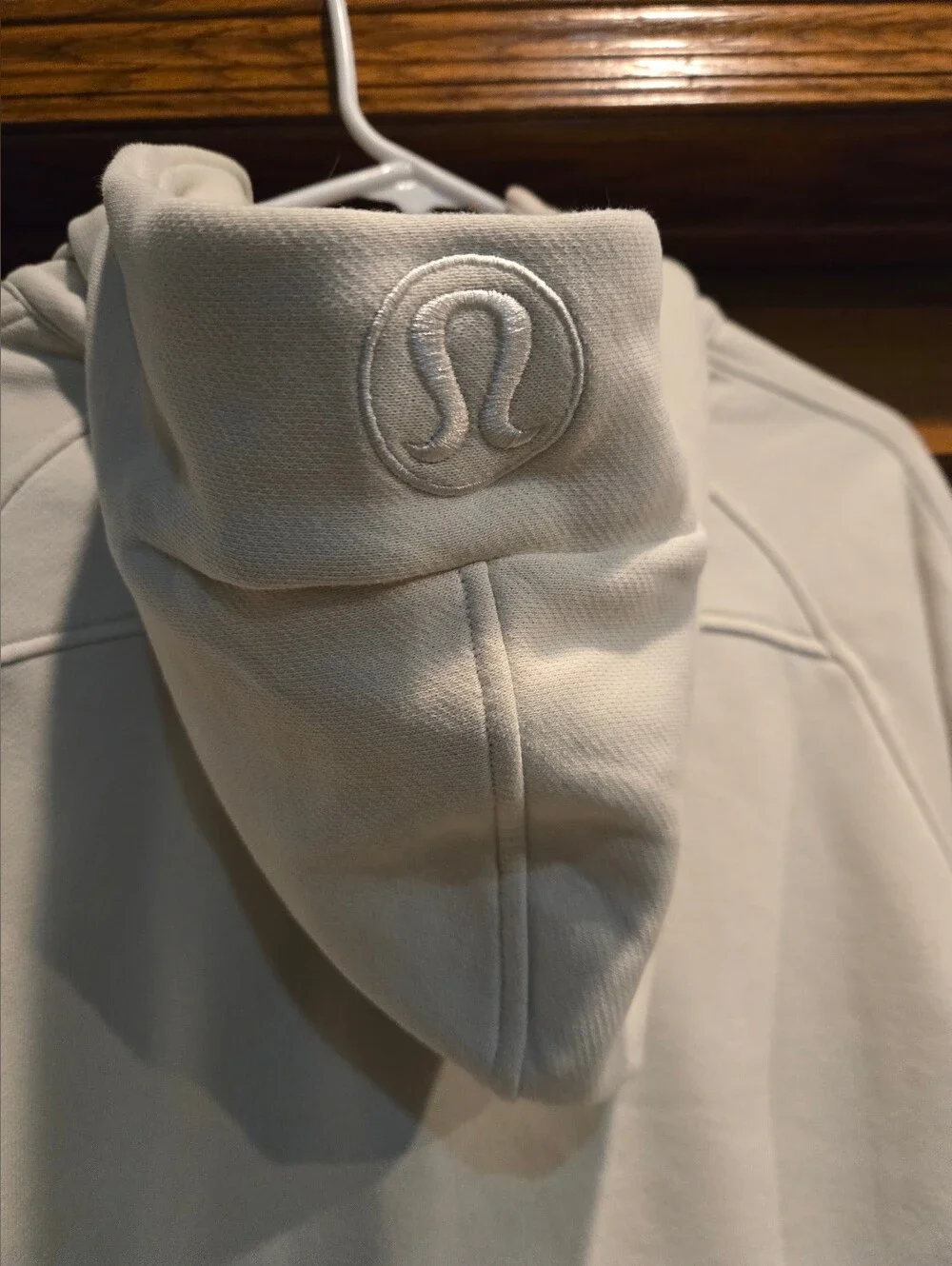 Lululemon athletica, Scuba, Light Cream Zip Hoodie